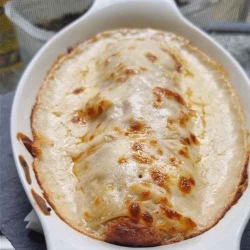 Canelones de carne con bechamel trufada