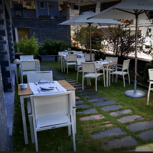 Restaurante cal Tonet ordino terraza andorra