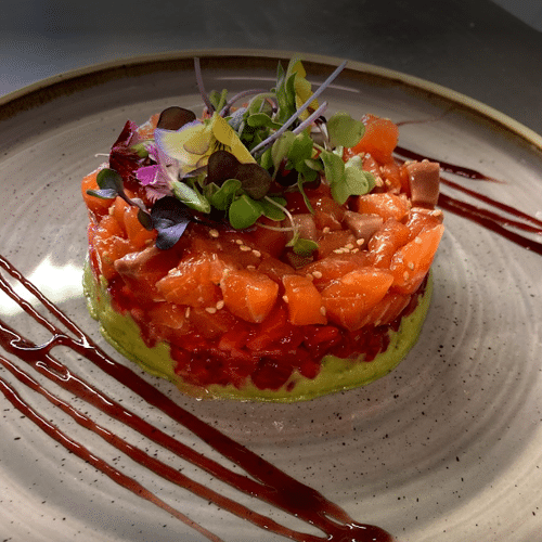 Tartar de salmón y aguacate
